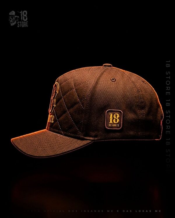 Boné 18 Do Forte Dourado Matelassê