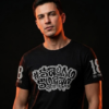 Camiseta Sai Do Sofá